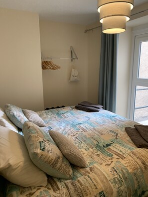 2 Schlafzimmer, Bügeleisen/Bügelbrett, kostenloses WLAN, Bettwäsche