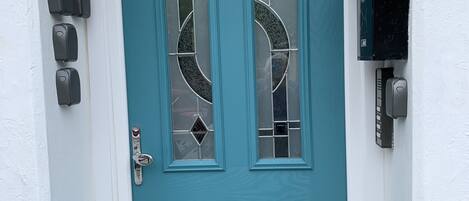 تفاصيل الفندق من الخارج