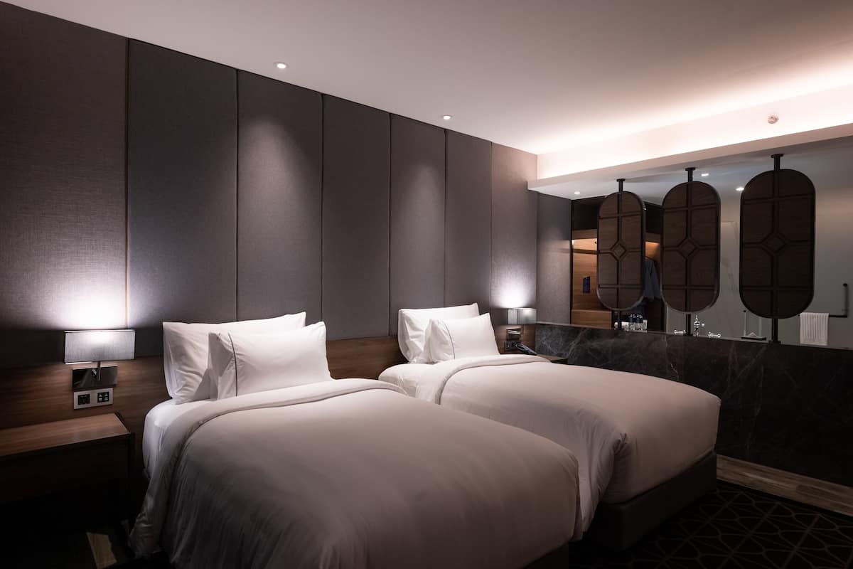 Superior kamer | 1 slaapkamer, een minibar, een bureau, een laptopwerkplek