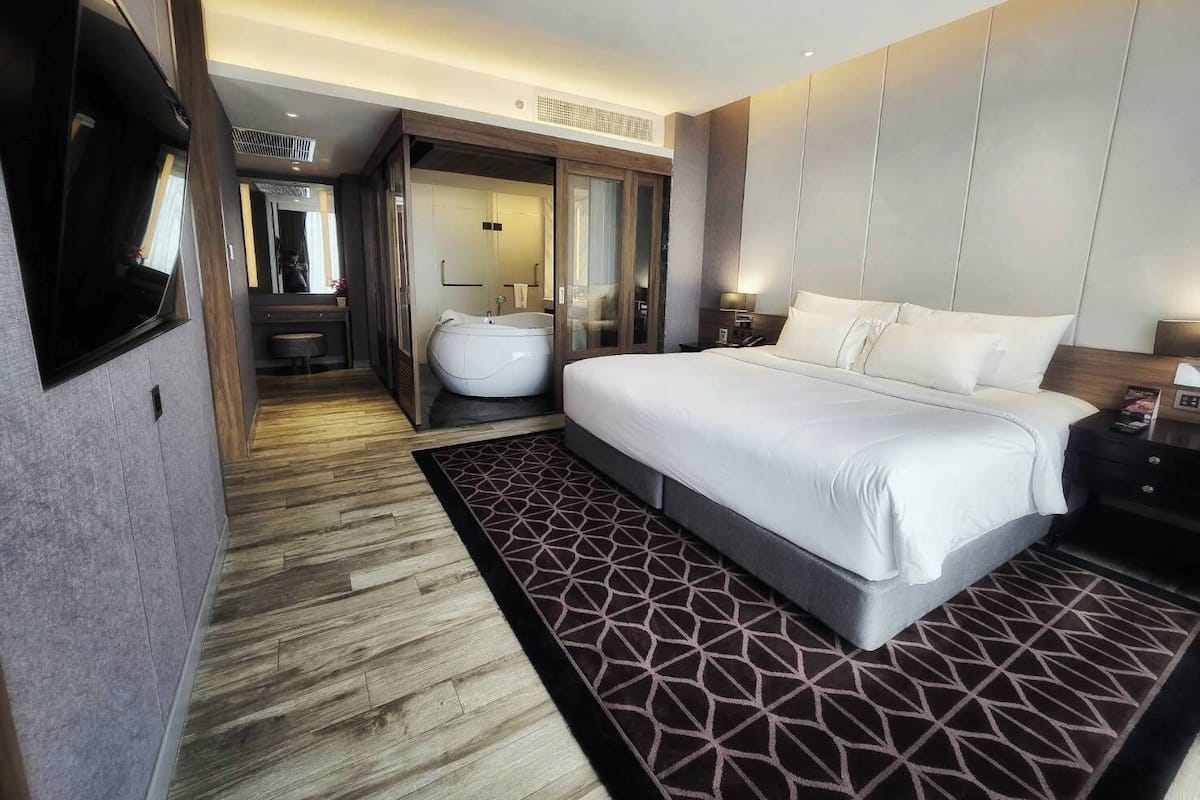 Grand Deluxe Suite