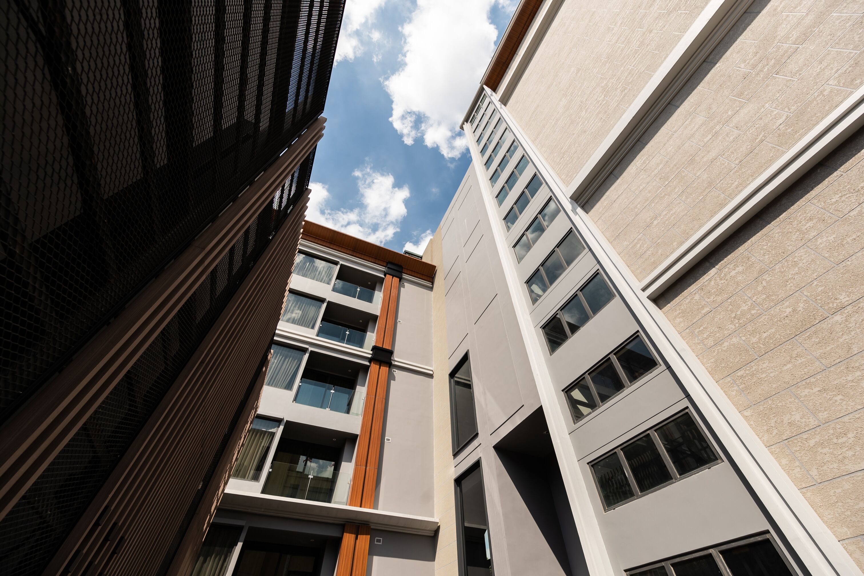 Photo - Ayathorn Bangkok