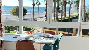 Apartamento Deluxe, baño privado, vistas al mar (CostaOro 1BA) | Playa