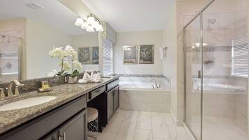 Luxury Villa, Private Bathroom (Havilah Vacation Villa) | Bilik Mandi