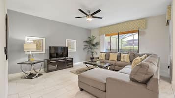 Luxury Villa, Private Bathroom (Havilah Vacation Villa) | Lounge