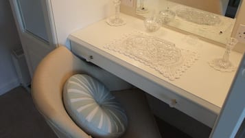 Double Room, Private Bathroom | 1 bedroom