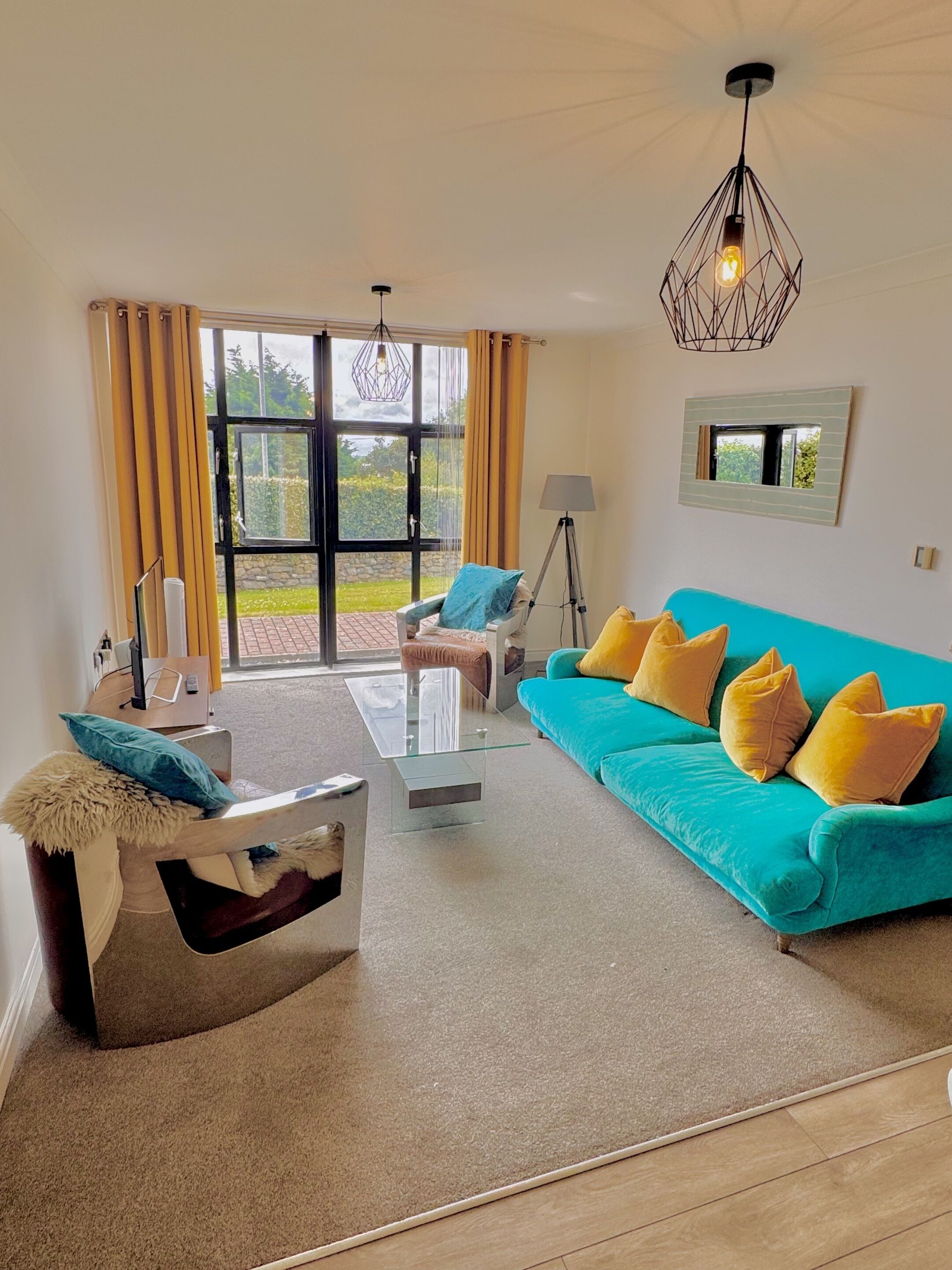 Executive Apartment, Private Bathroom | Lounge