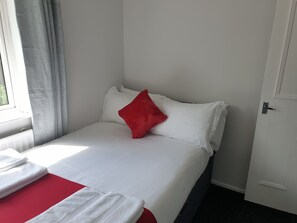 Casa | 3 habitaciones, tabla de planchar con plancha y wifi gratis