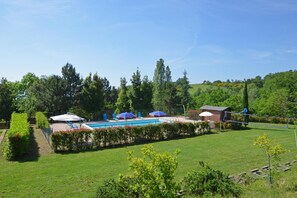 Family Villa, Multiple Bedrooms, Mountainside (Casale Tigli) | Exterior