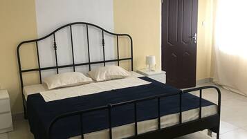 Deluxe Double Room, 1 Bedroom, Courtyard View | Individually decorated, individually furnished, free WiFi