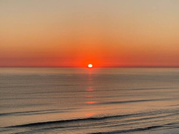 Am Strand, Liegestühle, Strandtücher