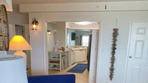 智能電視、書籍