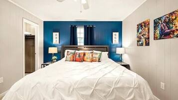 1 bedroom, blackout curtains, Internet