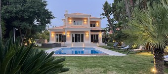 Luxury villa with golf view in the heart of Vilamoura, heated pool