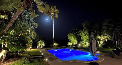Luxury villa with golf view in the heart of Vilamoura, heated pool