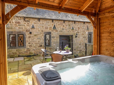 Cottage | Spa