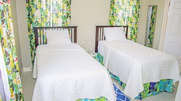 Apartemen Keluarga | 2 kamar tidur, setrika/meja setrika, dan Wi-Fi gratis