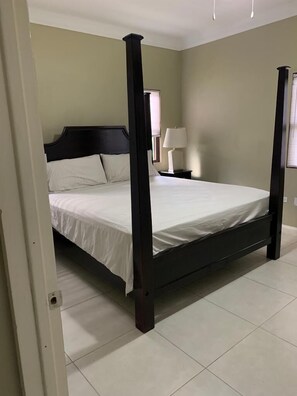 Apartamento superluxo | 2 quartos, ferros/tábuas de passar roupa, Wi-Fi de cortesia