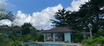 Water Mills Beach Apartments