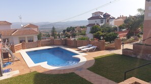 Utomhuspool