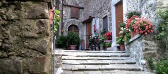 Between Lucca and Florence in a medieval castle in Tuscany