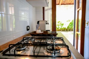 Fridge, oven, dishwasher, coffee/tea maker - Ellea by Pugliadamare (San Michele Salentino)