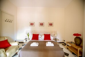 3 Schlafzimmer, Bügeleisen/Bügelbrett, Reisekinderbett, kostenloses WLAN