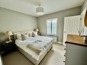 3 bedrooms, iron/ironing board, travel cot, free WiFi