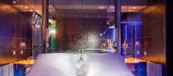 GUINS PALACE HOTEL