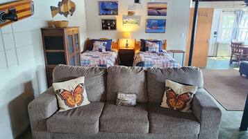 2 dormitorios, escritorio, tabla de planchar con plancha y wifi gratis