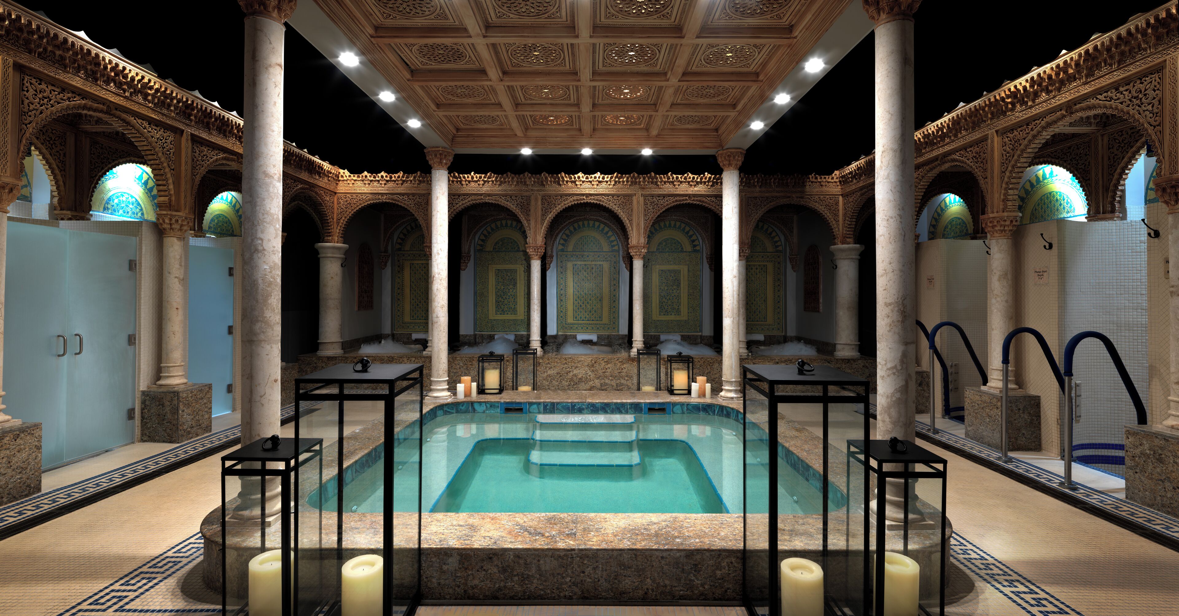 Couples treatment rooms, sauna, hot tub, steam room, Turkish bath