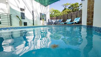 Piscina externa