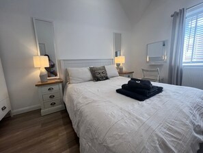 3 bedrooms, iron/ironing board, free WiFi, bed sheets - 3 bedroom single story in Appleby Magna (Appleby Magna)