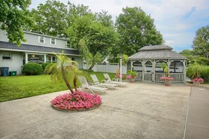 Property grounds - IN-GROUND POOL, Large Private Fenced Yard, Dining Gazebo, Outdoor Kitchen/Bath (Mechanicsburg)