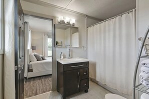 2 chambres, bureau, fer et planche à repasser, Wi-Fi gratuit