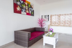 Unclassified image, 4 of 17, button - RedDoorz @ Uluwatu Suites (Bali)