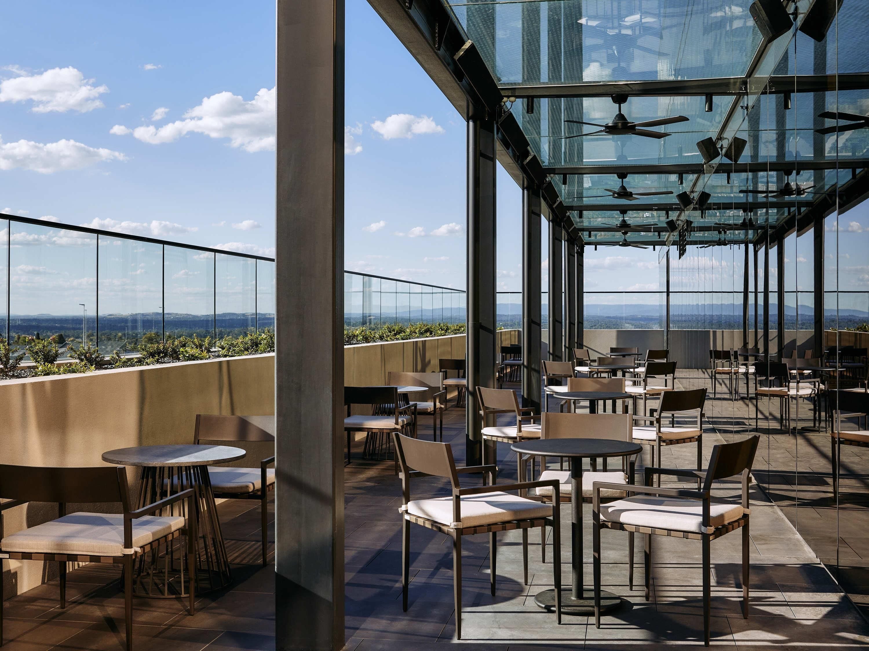 Daily buffet breakfast (AUD 33 per person)