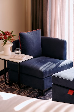 1 bedroom, premium bedding, pillowtop beds, desk