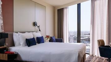 1 bedroom, premium bedding, pillowtop beds, desk