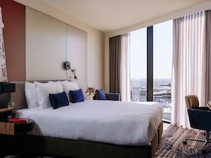 1 bedroom, premium bedding, pillowtop beds, desk