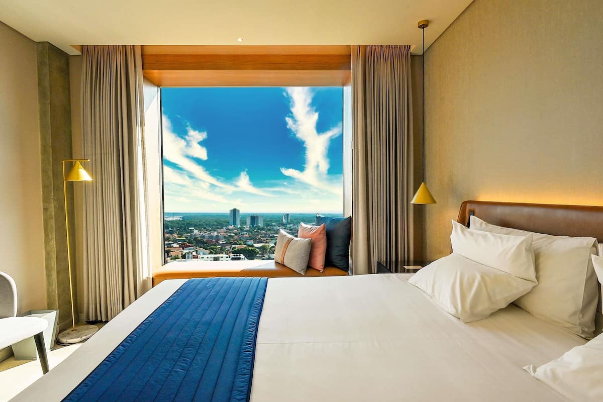 1 bedroom, premium bedding, down duvets, select comfort beds