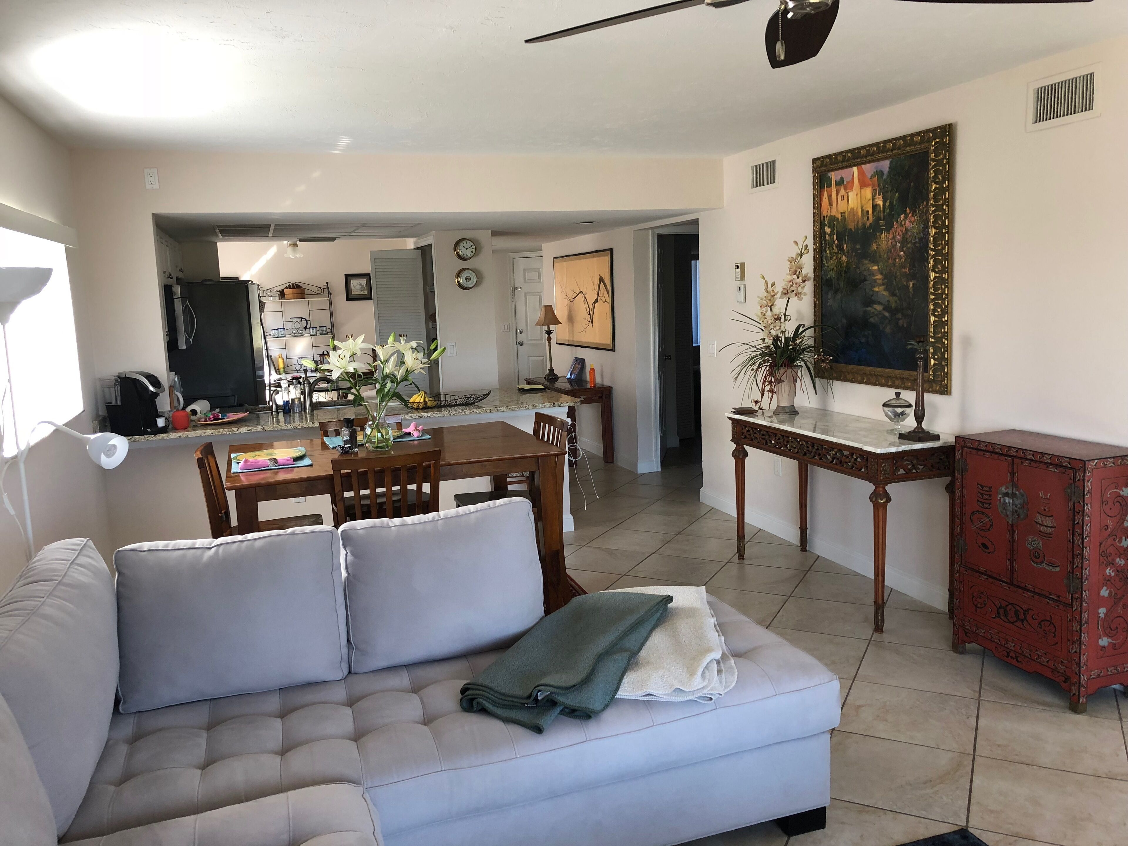 Fantastic 3BR overlooking Hibiscus Golf Course! Heated Pool!  EZ drive to Beach!