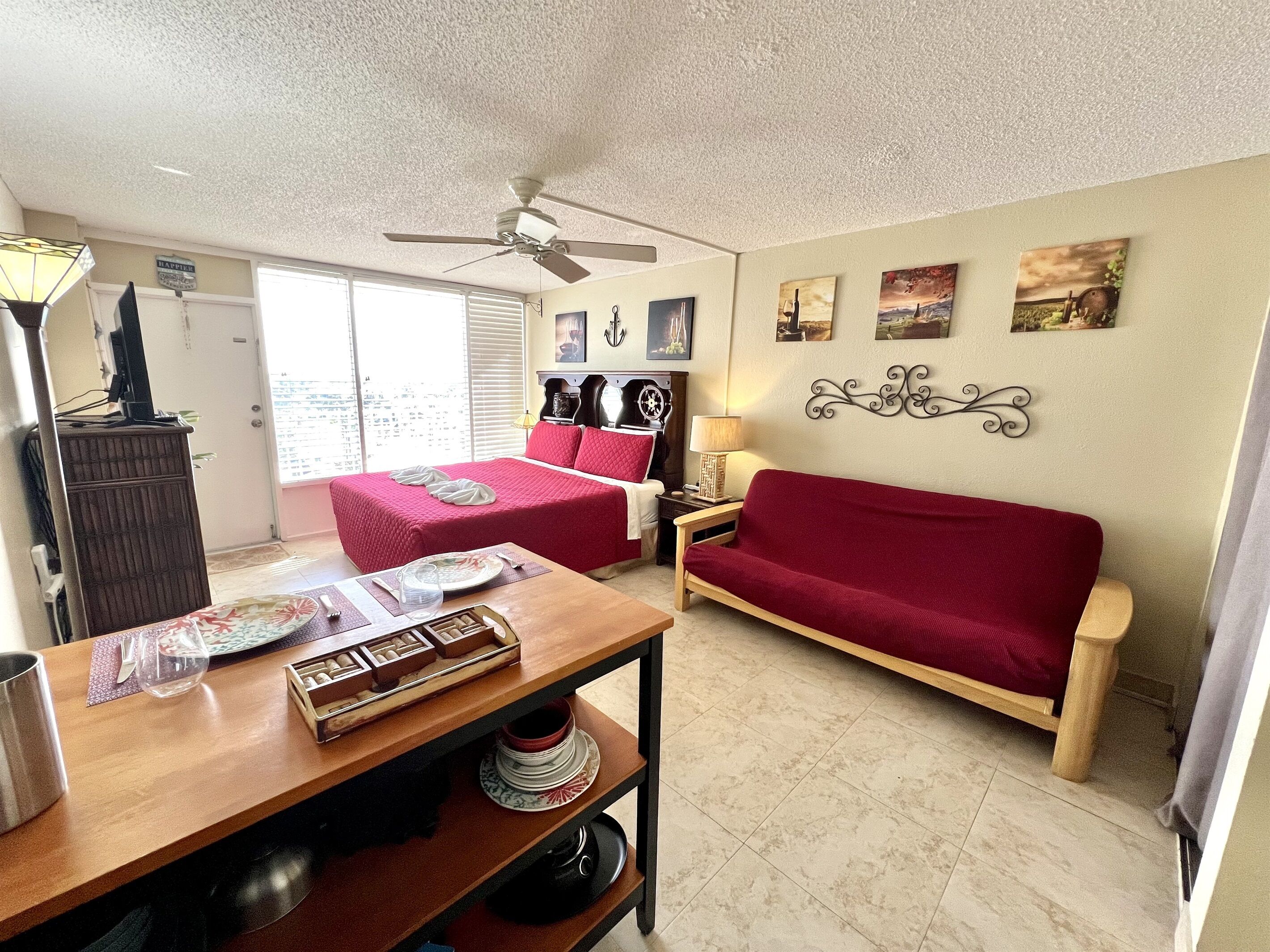 Wine-y Beach! Amazing 7th Floor Ocean & River View Balcony, King bed + futon
