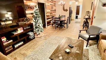 Smart TV, DVD player, video library