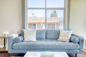 テレビ、ステレオ