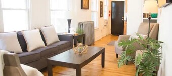 Beautiful 1st Floor Apartment & Amazing Shower