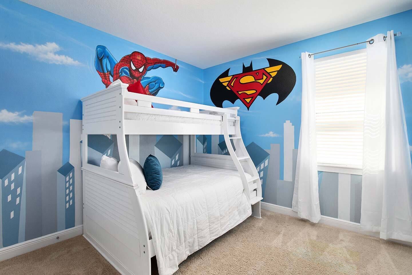 7 عدّة غرف نوم ومكواة/لوح كي وواي فاي وملاءات أسرّة