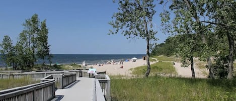 Strand