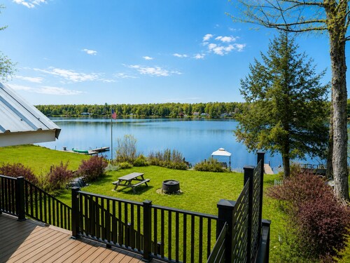 Private Lakefront Cabin - Kayaks · Dock · Pets OK