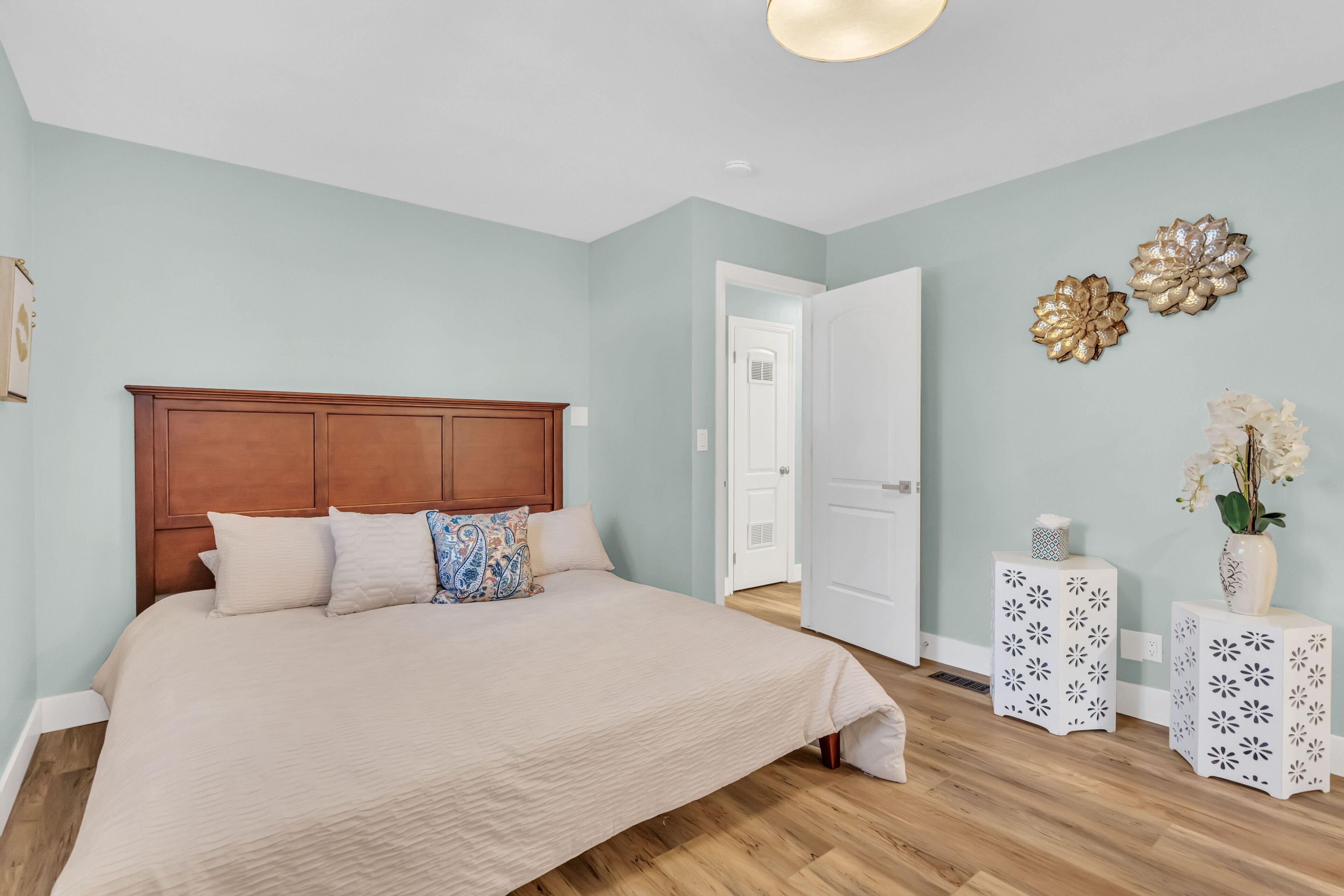 2 quartos, berço de viagem, Wi-Fi de cortesia, roupa de cama
