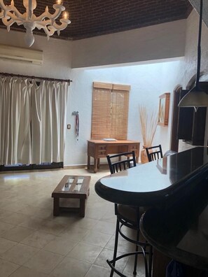 Interior - Close to everything (Cabo San Lucas)